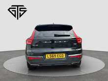 Volvo XC40 T4 R-Design - U8068