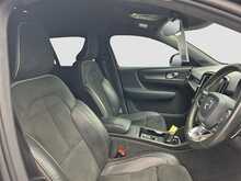 Volvo XC40 T4 R-Design - U8068
