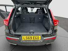 Volvo XC40 T4 R-Design - U8068