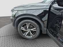 Volvo XC40 T4 R-Design - U8068