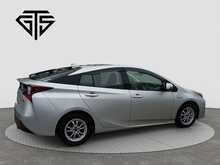 Toyota Prius S - U8080