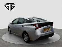 Toyota Prius S - U8080