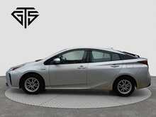 Toyota Prius S - U8080