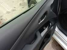 Toyota Prius S - U8080