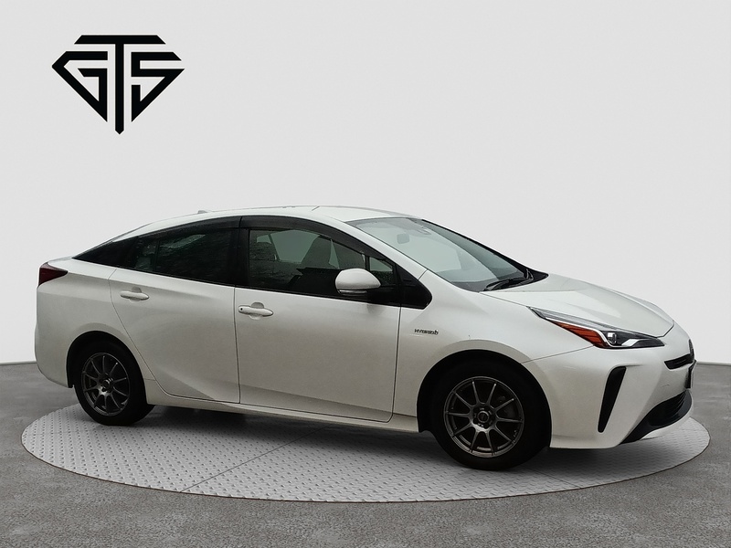 Toyota Prius S - U8083