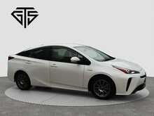 Toyota Prius S - U8083