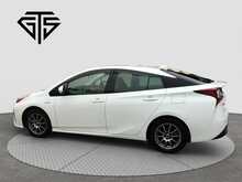 Toyota Prius S - U8083