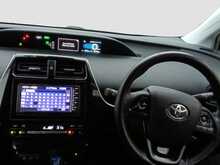 Toyota Prius S - U8083