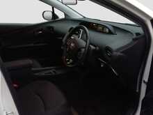 Toyota Prius S - U8083