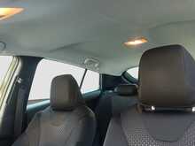 Toyota Prius S - U8084