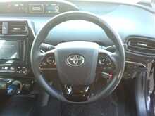 Toyota Prius S - U8084