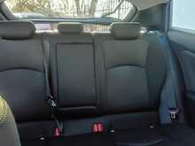 Toyota Prius S - U8084