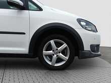 Volkswagen GOLF TOURAN Cross Touran - U8085