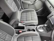 Volkswagen GOLF TOURAN Cross Touran - U8085