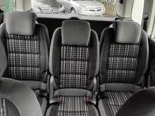 Volkswagen GOLF TOURAN Cross Touran - U8085