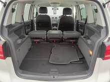 Volkswagen GOLF TOURAN Cross Touran - U8085