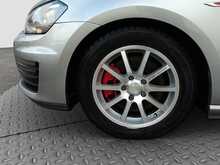 Volkswagen Golf GTI - U8086