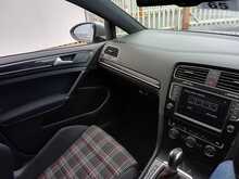 Volkswagen Golf GTI - U8086