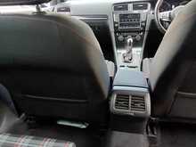 Volkswagen Golf GTI - U8086