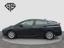 Toyota Prius S - U8089