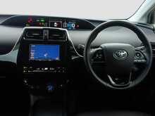 Toyota Prius S - U8089