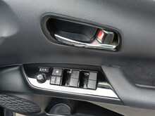 Toyota Prius S - U8089