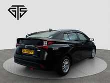 Toyota Prius S - U8089