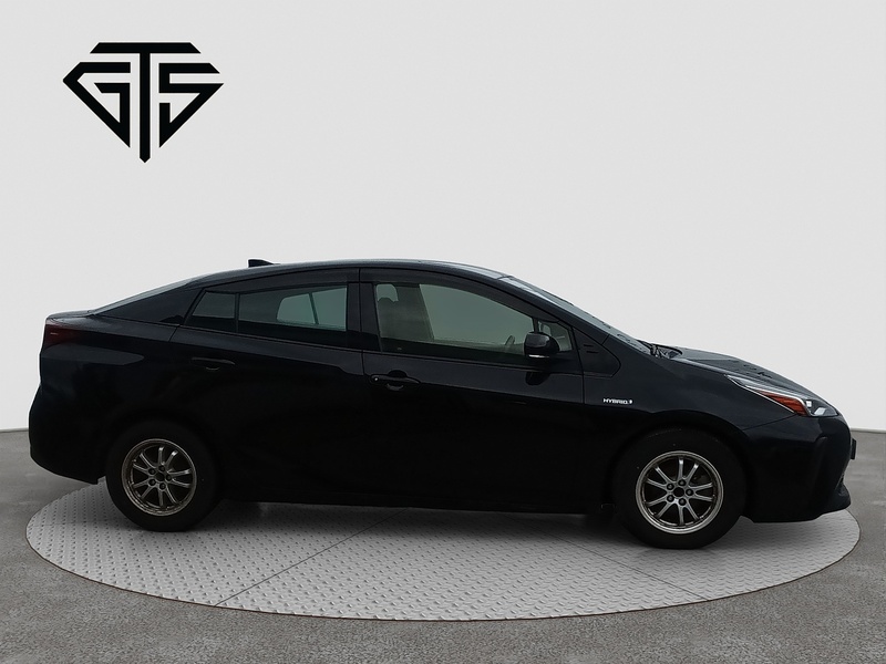 Toyota Prius S - U8093