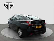 Toyota Prius S - U8093