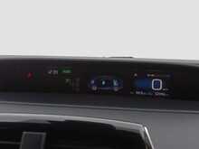 Toyota Prius S - U8093