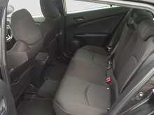 Toyota Prius S - U8093