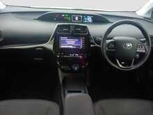 Toyota Prius S - U8094