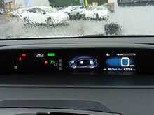 Toyota Prius S - U8094