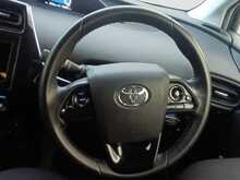 Toyota Prius S - U8095