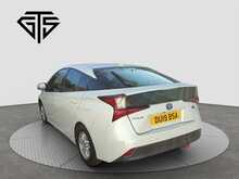 Toyota Prius S - U8096