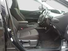 Toyota Prius S - U8098