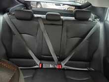 Toyota Prius S - U8098