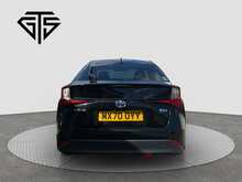 Toyota Prius S - U8098