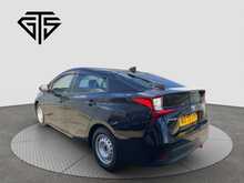 Toyota Prius S - U8098