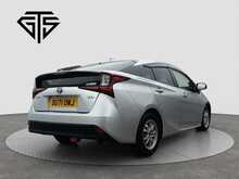 Toyota Prius S - U8099