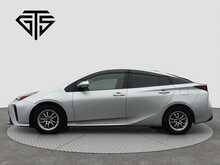 Toyota Prius S - U8099