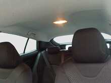 Toyota Prius S - U8099