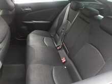 Toyota Prius S - U8099