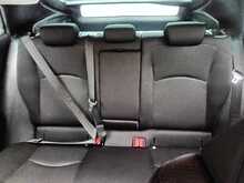 Toyota Prius S - U8099