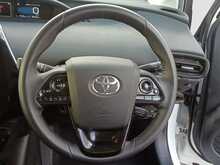 Toyota Prius S - U8100