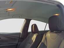 Toyota Prius S - U8100