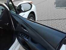 Toyota Prius S - U8102