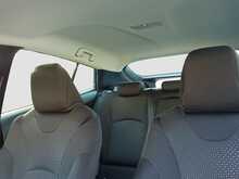 Toyota Prius S - U8102