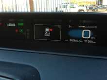 Toyota Prius S - U8102