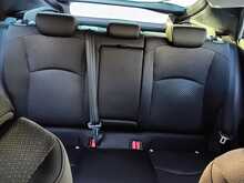 Toyota Prius S - U8102